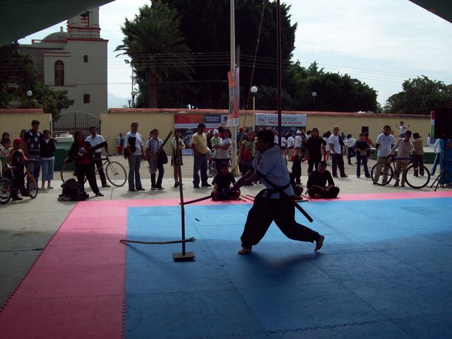 CLASE Y EXHIBICION DE HAEDONG KUMDO
MDK XOXO